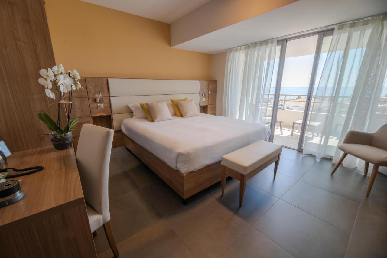 Privilege Double or Twin Room Sea View