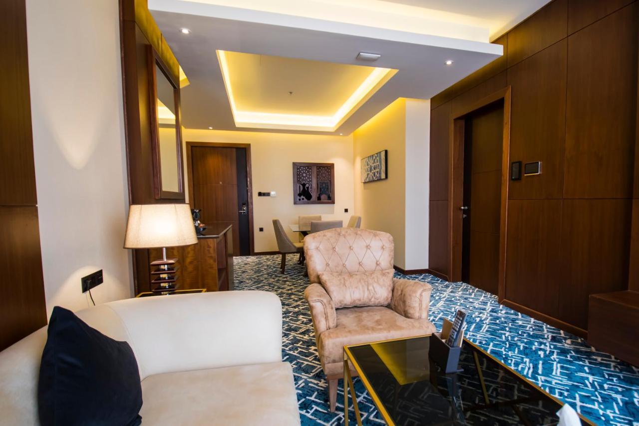 Premium Suite