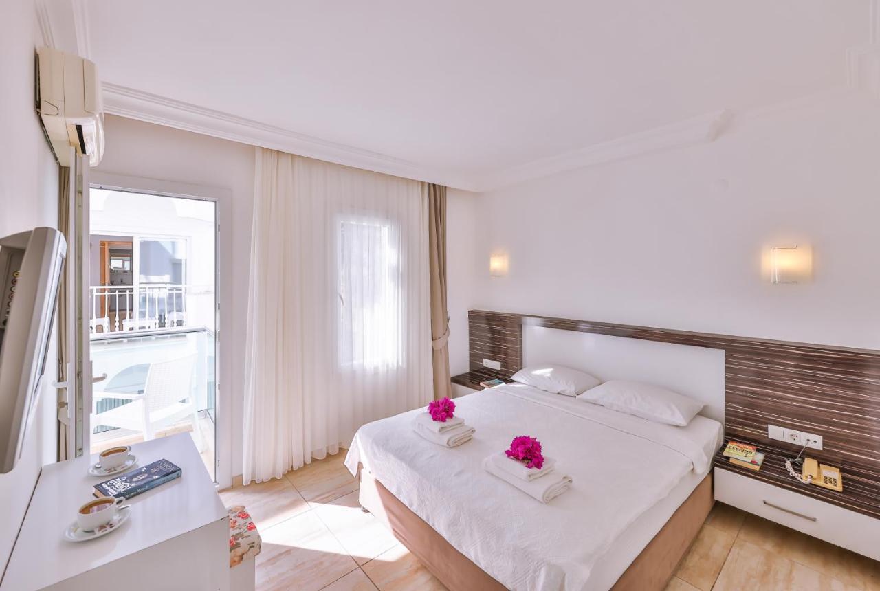 Double Room Side Sea View