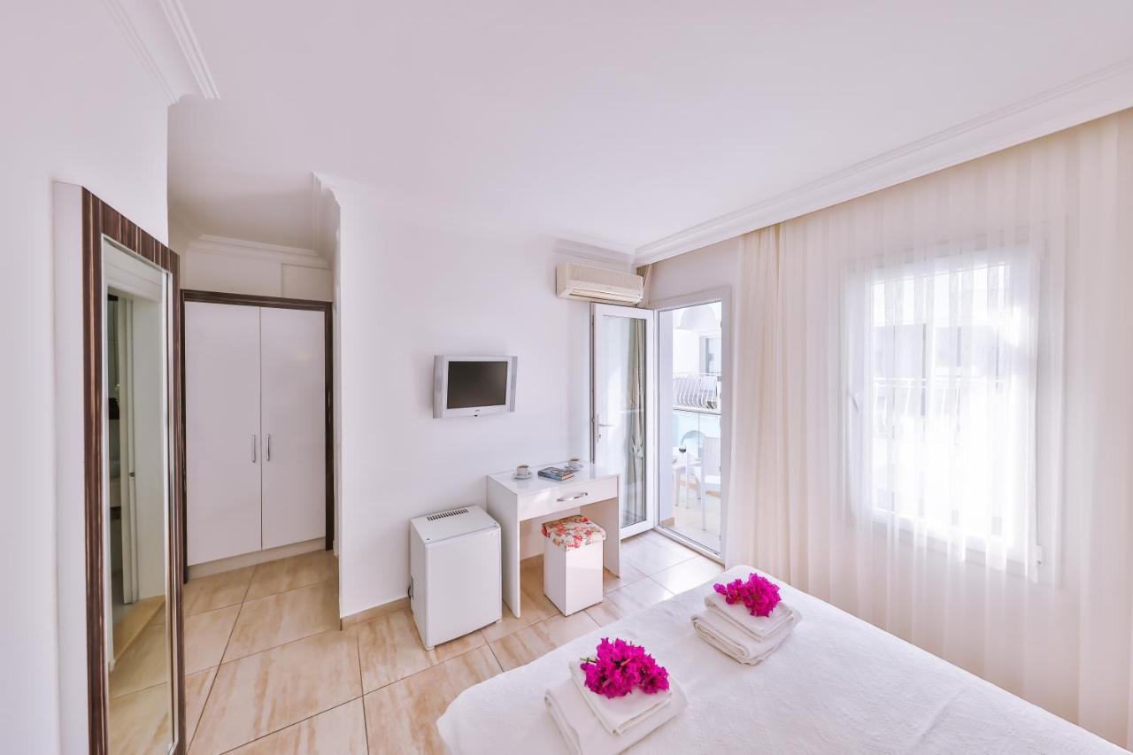 Double Room Side Sea View