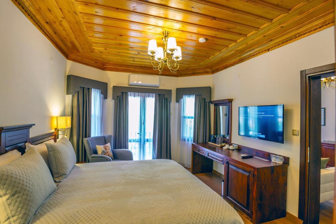 Standard Double Suite