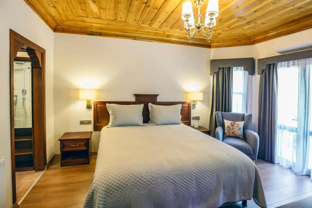 Standard Double Suite