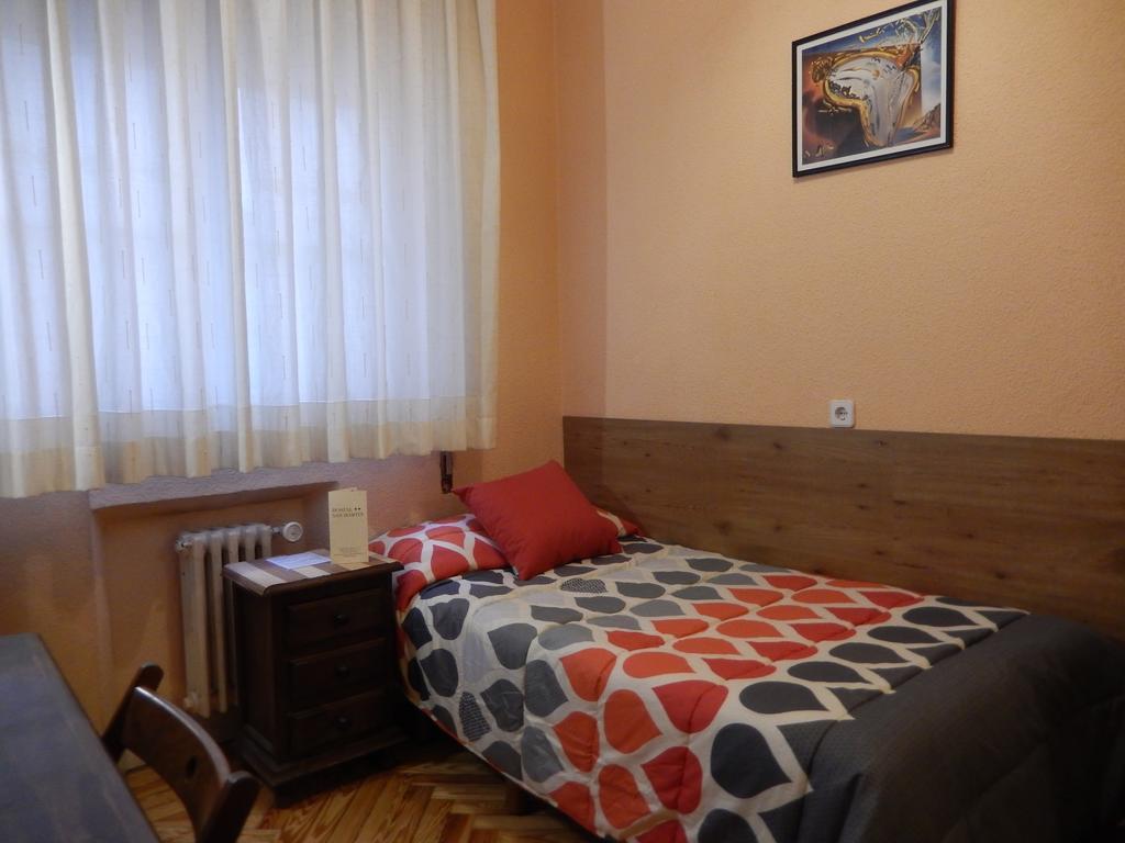 Camera Singola con Bagno in Comune