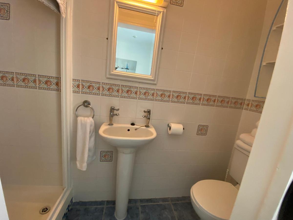 Classic Twin Room,1119161343:JPEG
