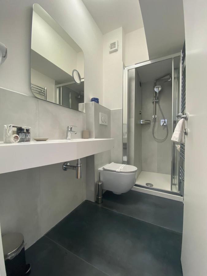 Double Room Lake View