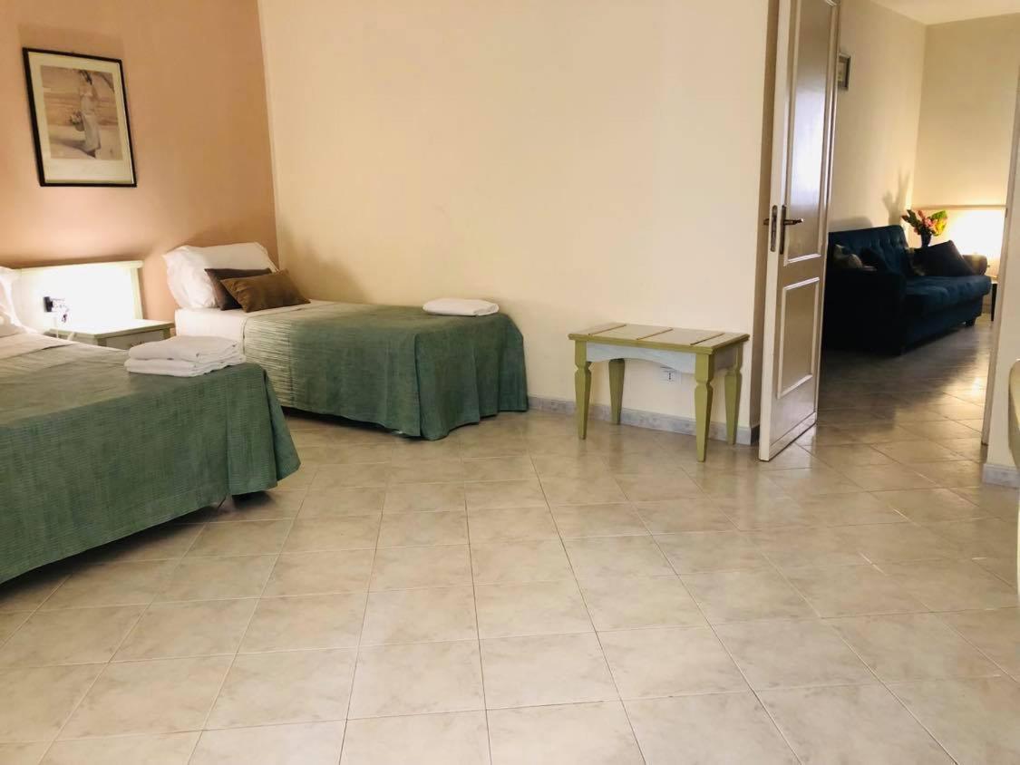 Quadruple Room Private Bathroom