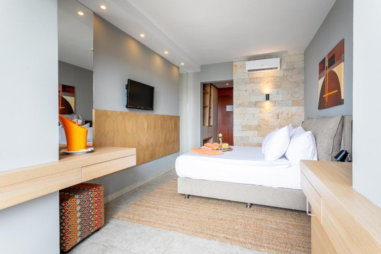 Superior Room Partial Sea View