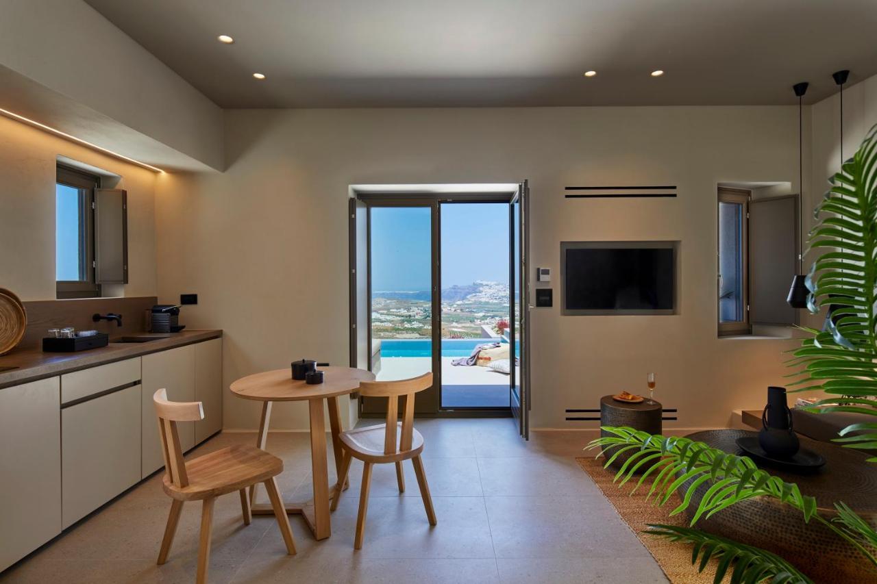 ARIA Superior Suite Private Pool
