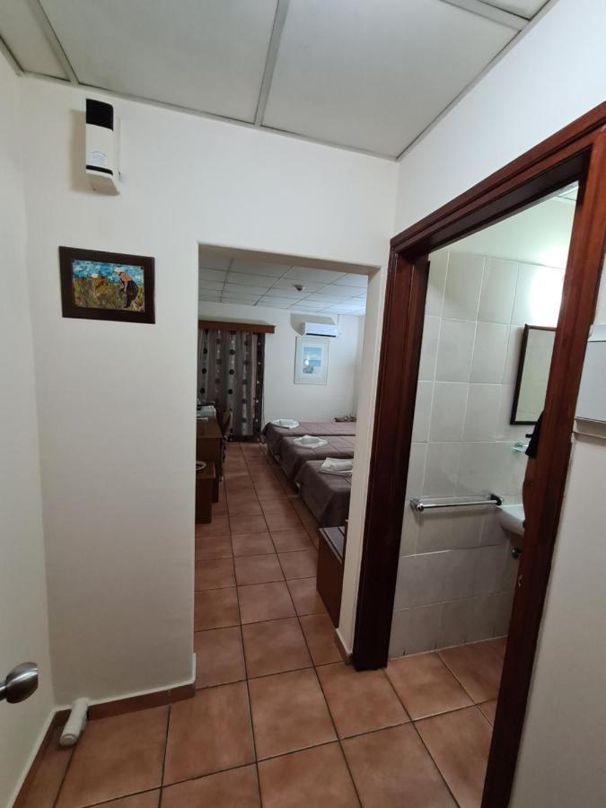Economy Triple Room