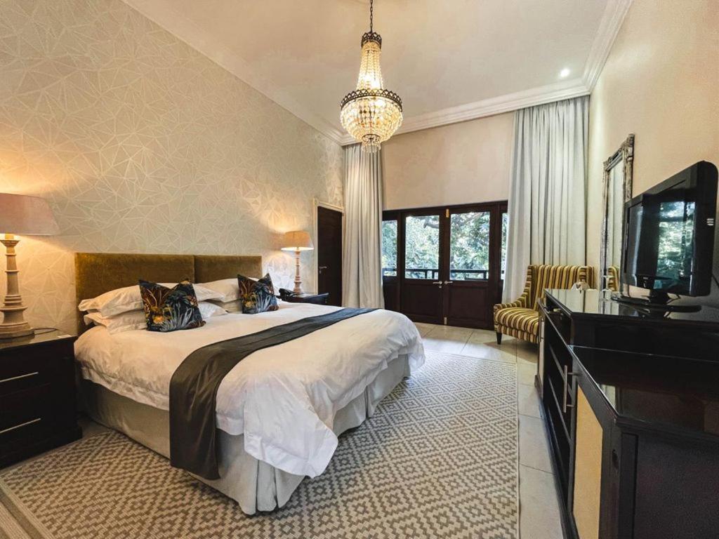King Room Garden View