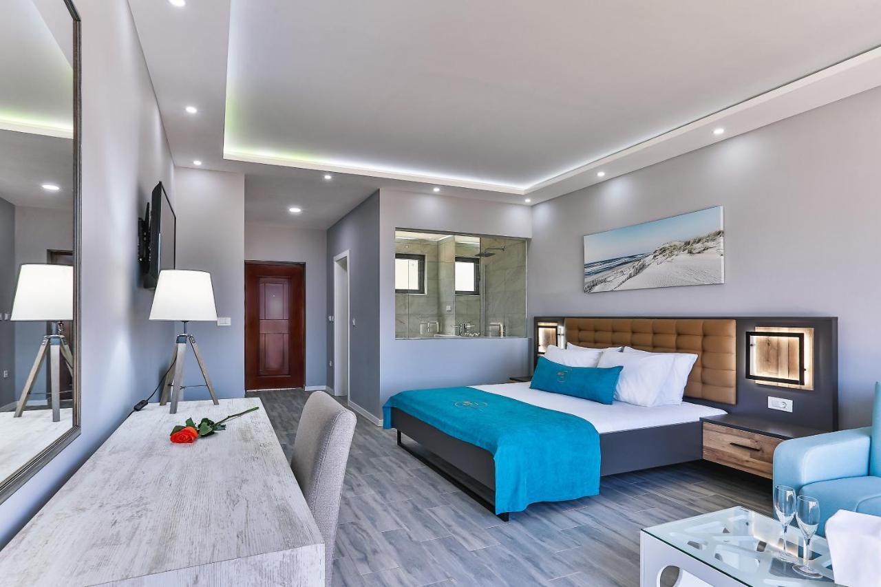 Bungalow Water Front
