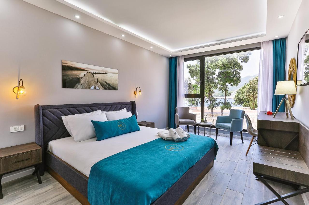 Deluxe Double or Twin Room Sea View