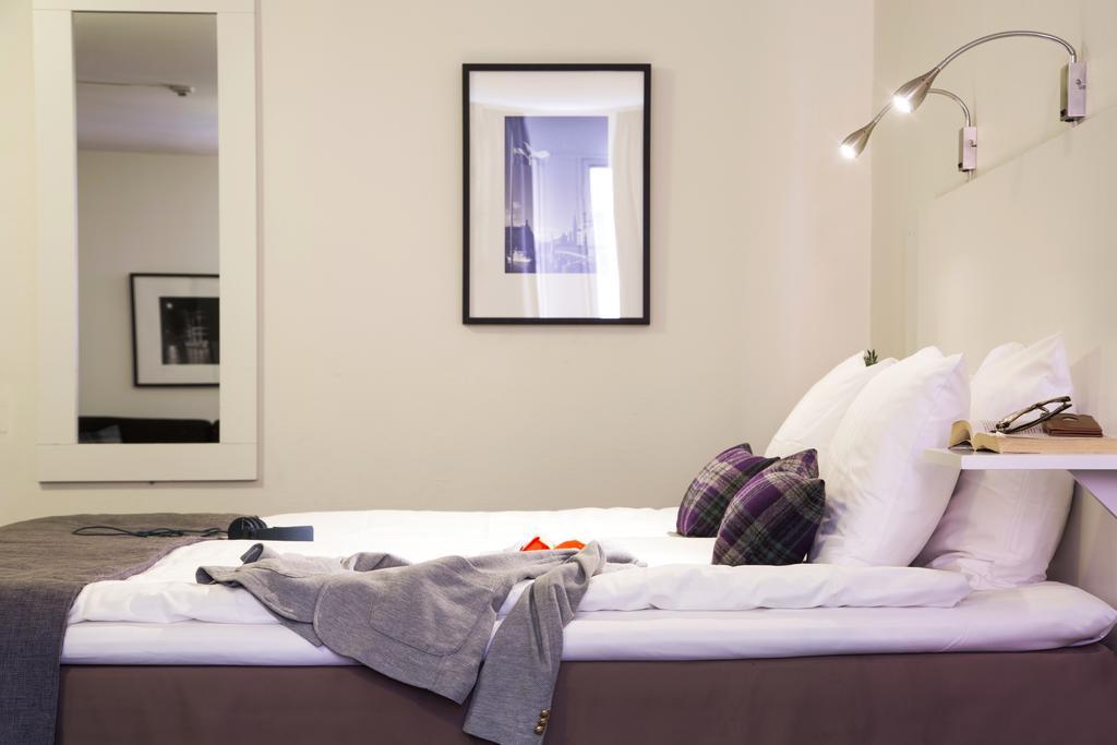 Standard Twin Room,112706823:JPEG