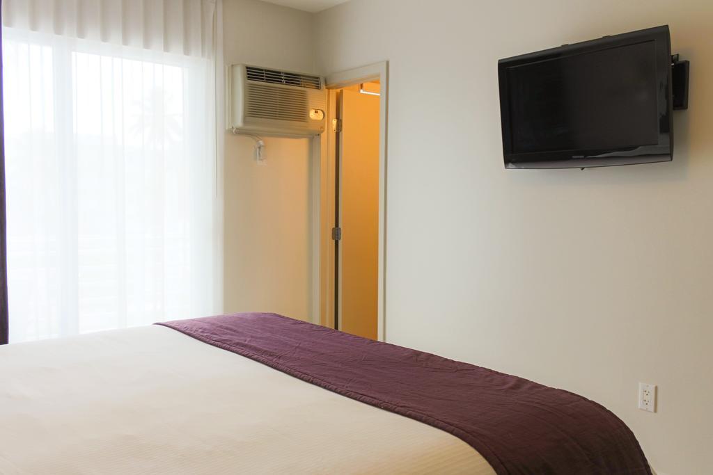 Standard King Room No Resort Fee