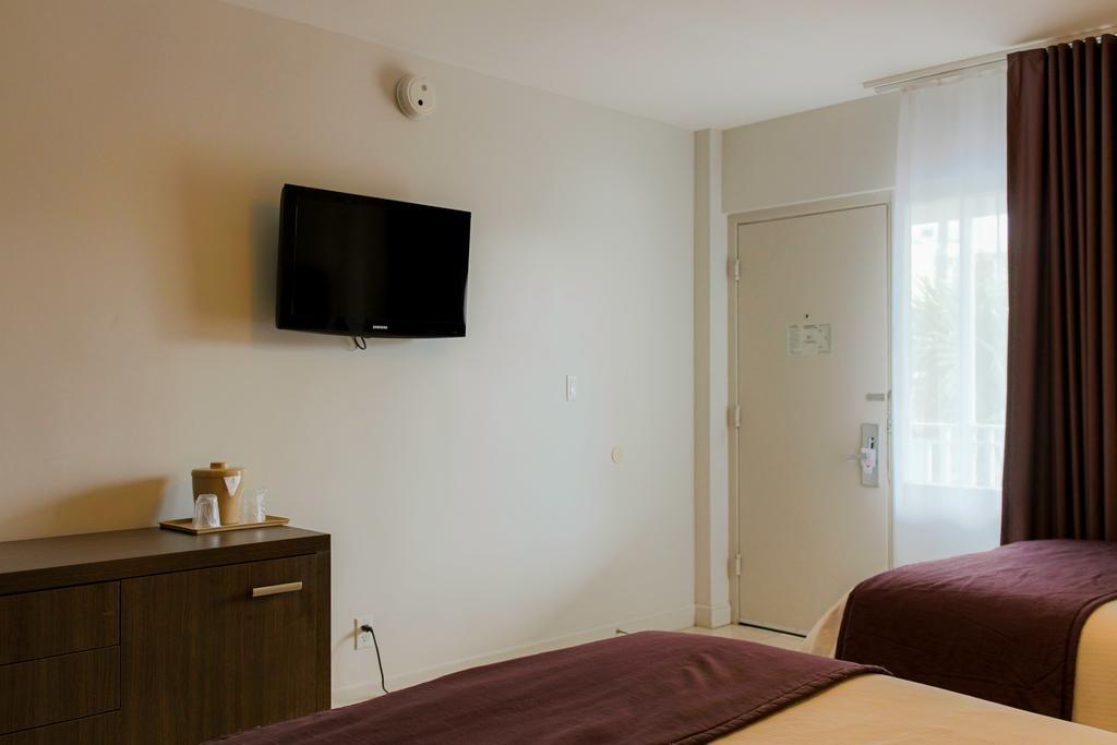 Standard Double Room Two Double Beds No Resort Fee