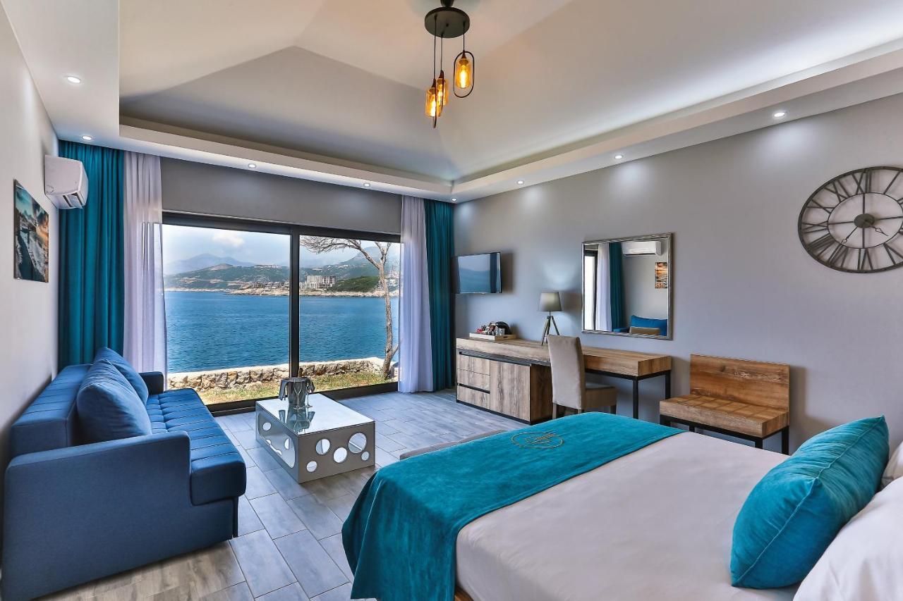 Bungalow Water Front