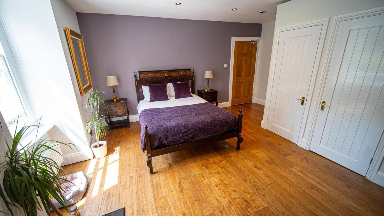 Classic King Room,1593752567:JPEG
