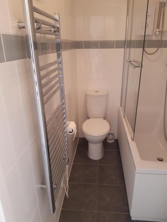 Twin Room Private Bathroom