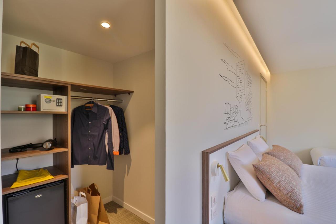 Privilege Family Room