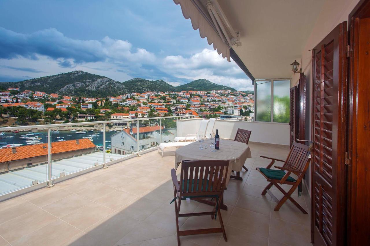 Apartment Terrace