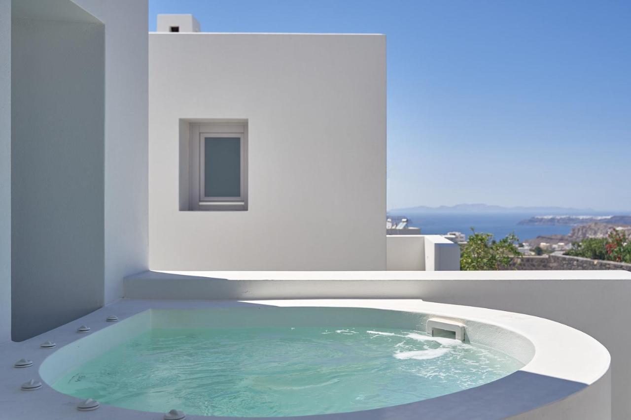 Junior Suite Hot Tub Partial Sea view or Lower courtyard