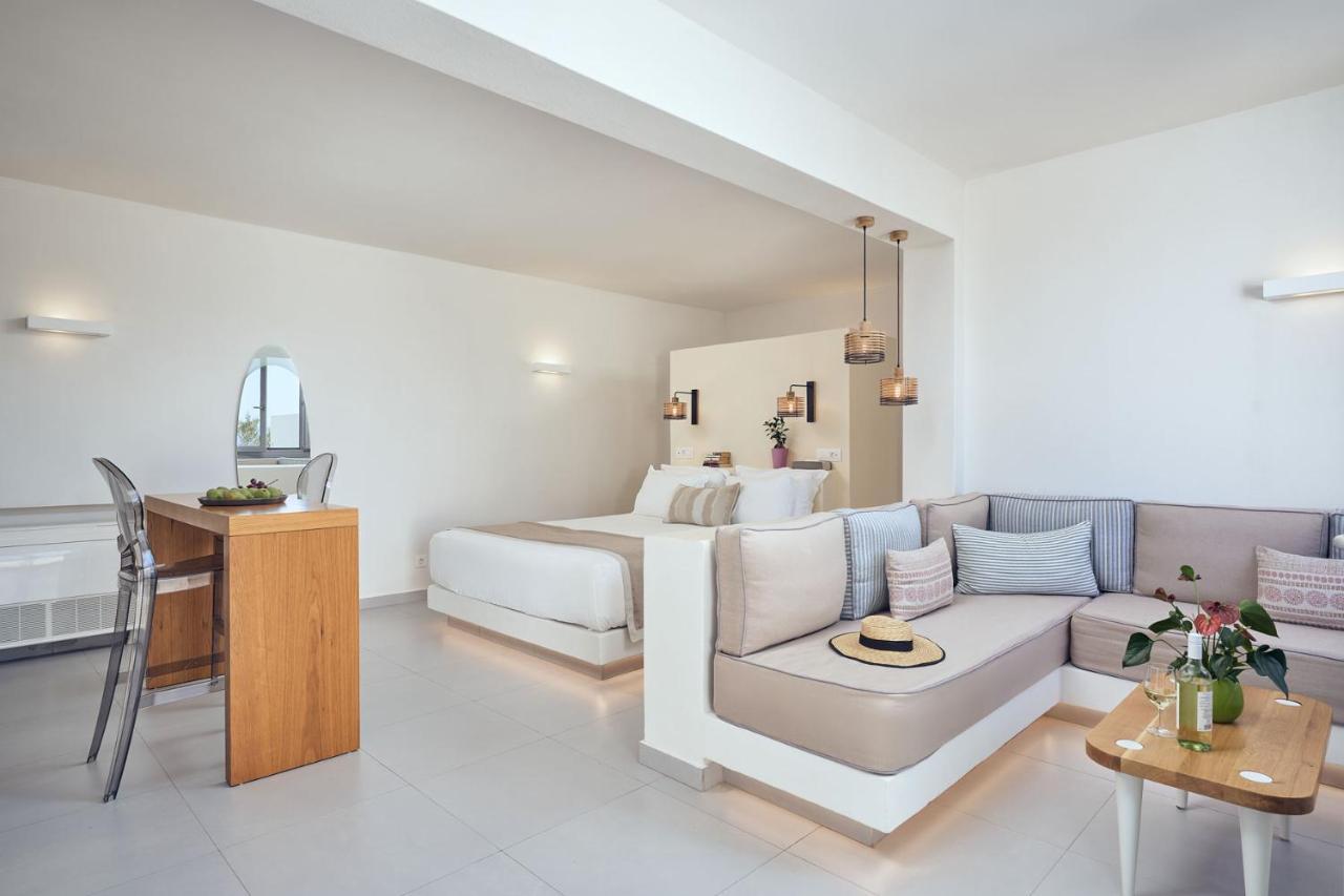 Junior Suite Hot Tub Partial Sea view or Lower courtyard