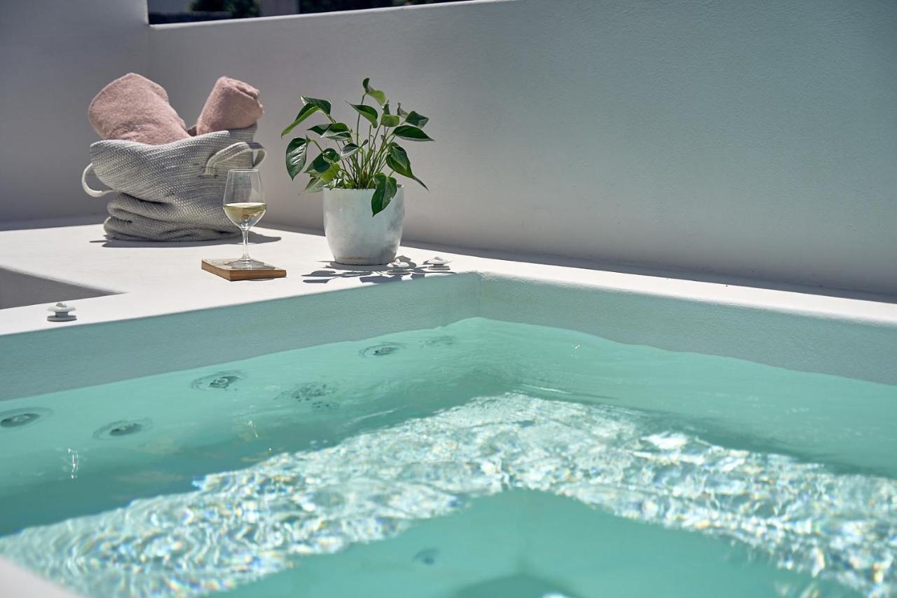 Suite Hot Tub Sea View Courtyard level