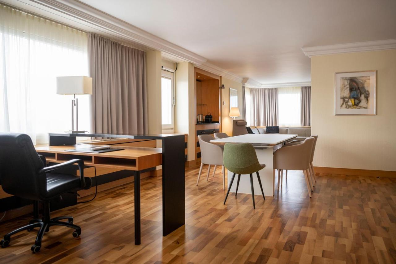 Presidential Suite