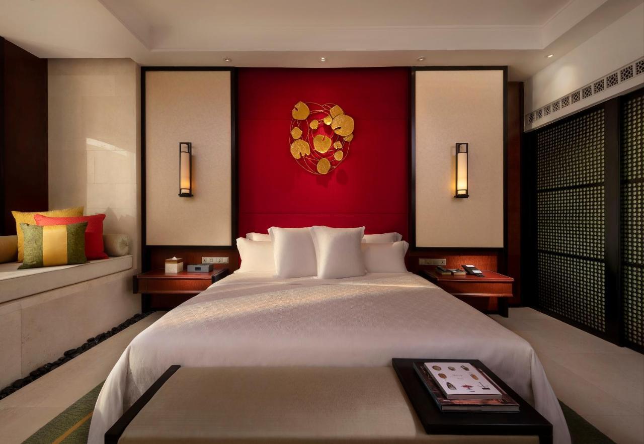 Cotai Pool Suite King