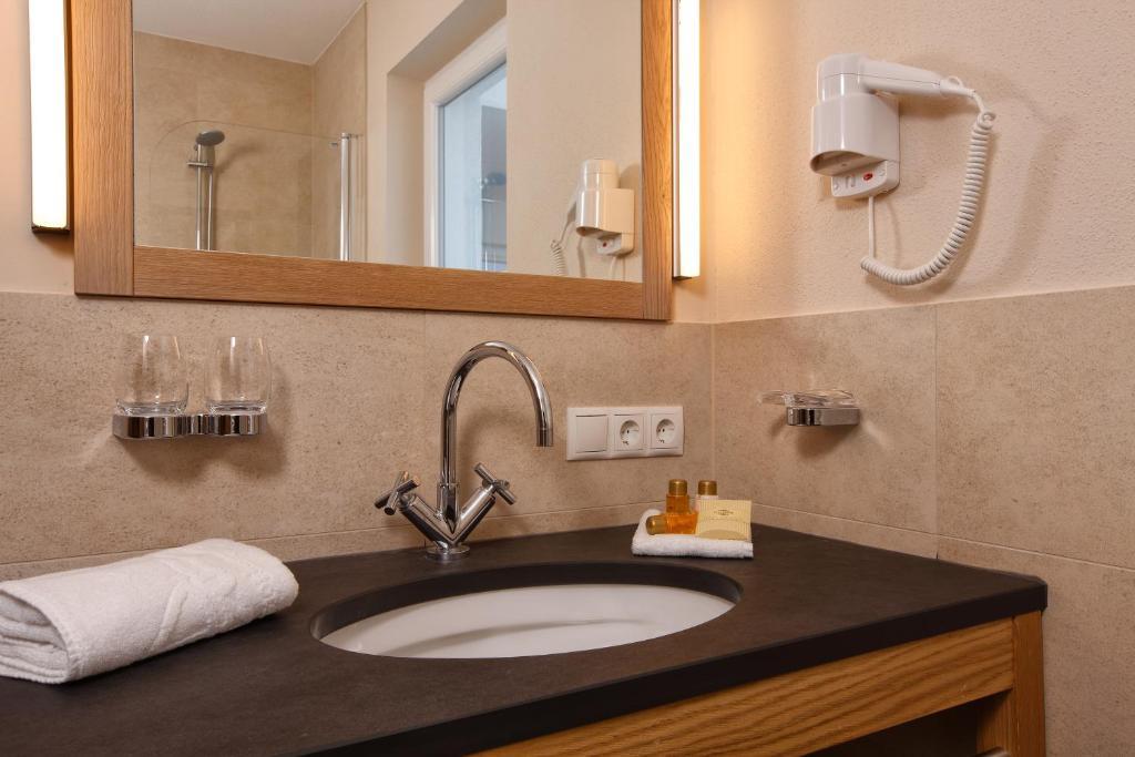 Superior One-Bedroom Apartment,11318528:JPEG
