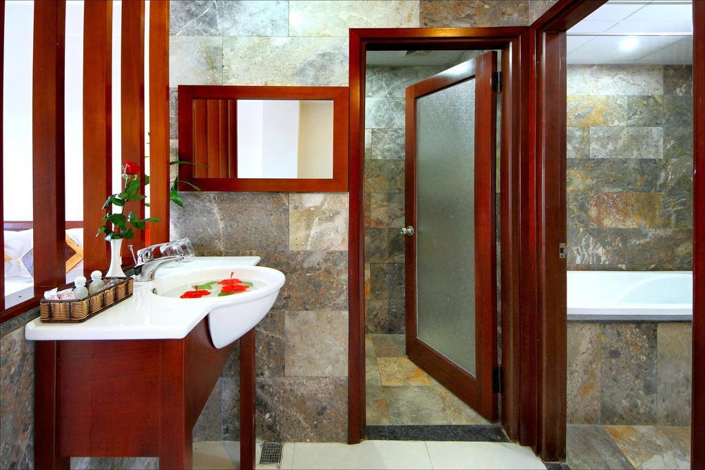 Habitación Familiar Deluxe con balcón