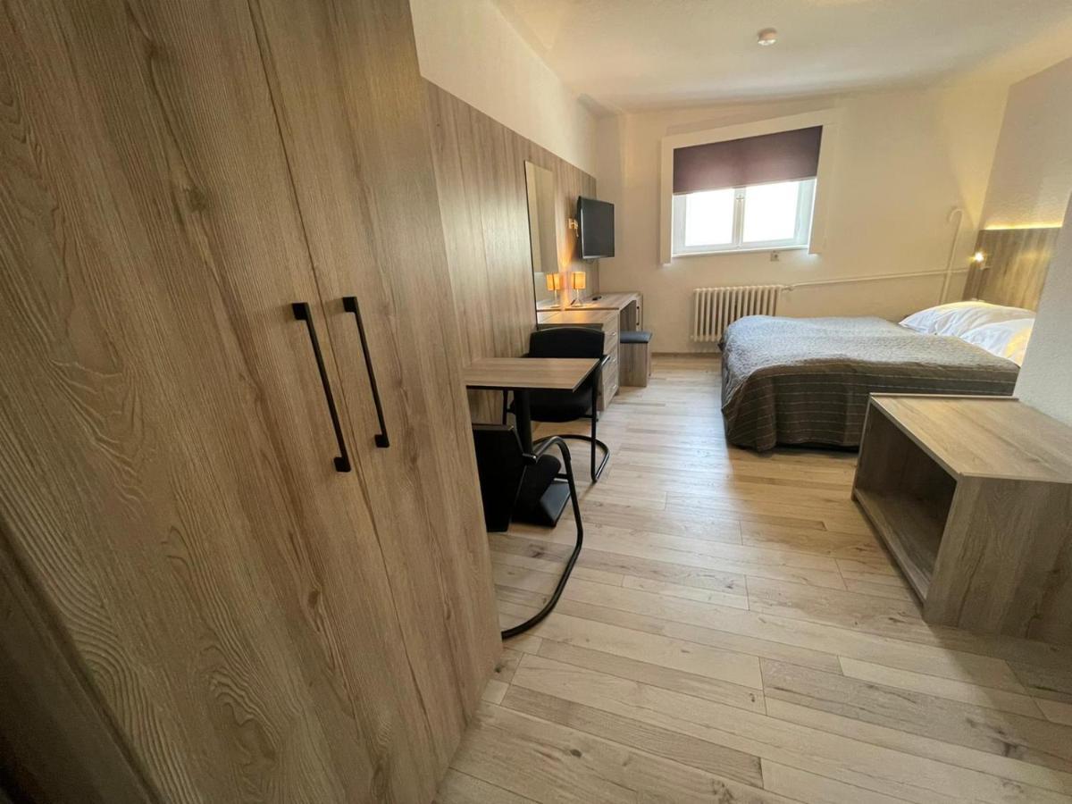 Double or Twin Room Private Bathroom