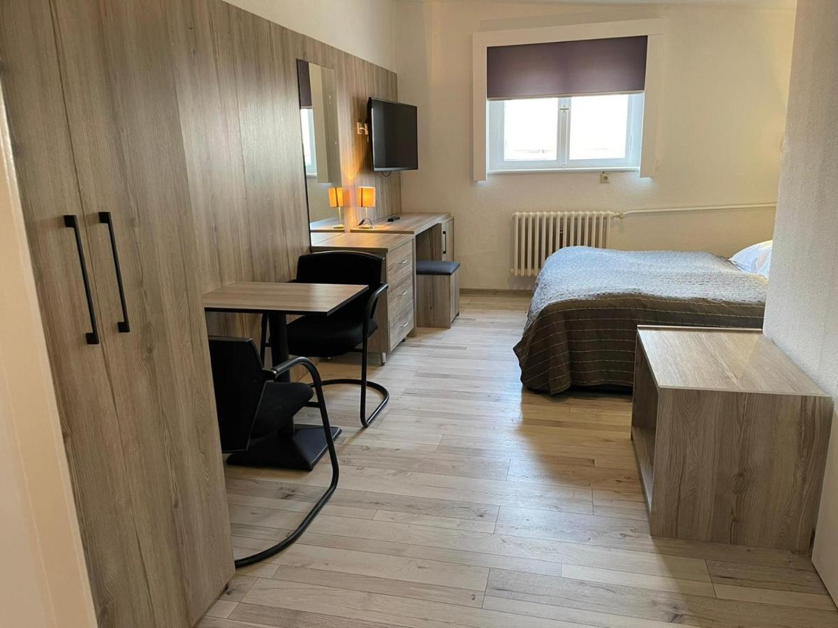 Double or Twin Room Private Bathroom