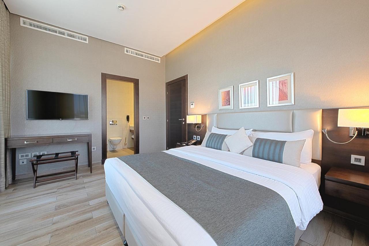 Two-Bedroom Superior Suite