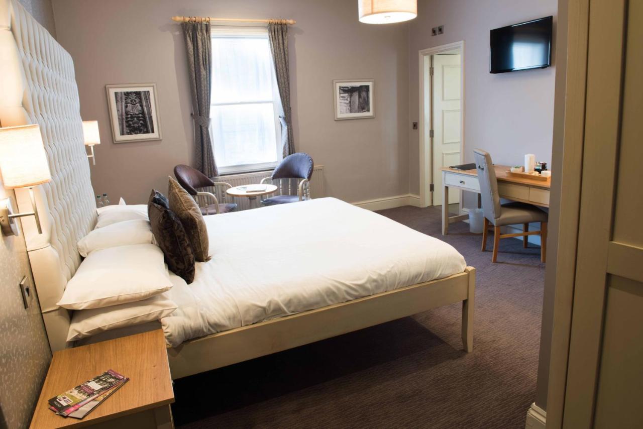 Deluxe Zimmer mit Kingsize-Bett