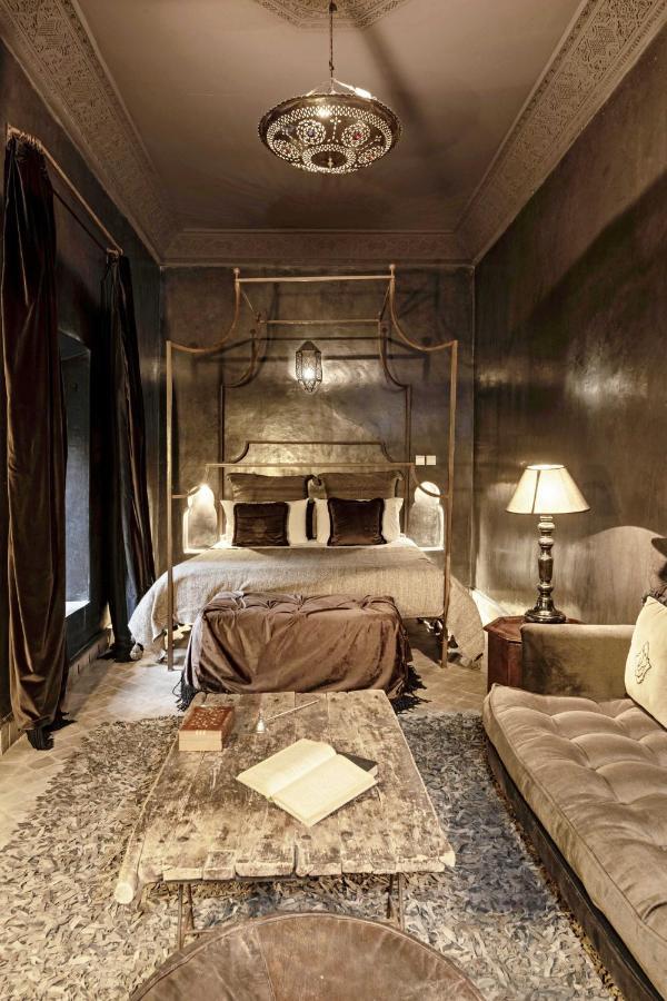 Suite Poudré Noir