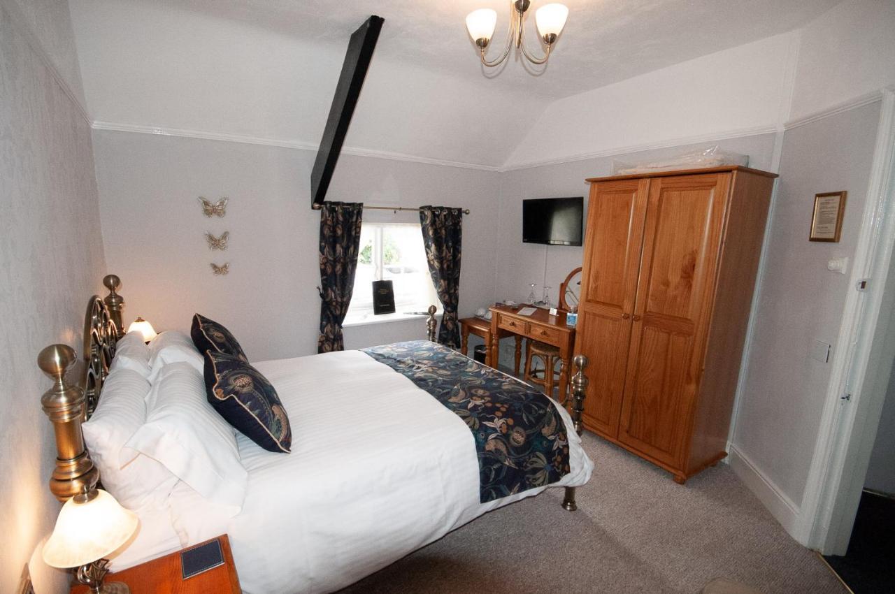 Standard Double Room,1129847352:JPEG