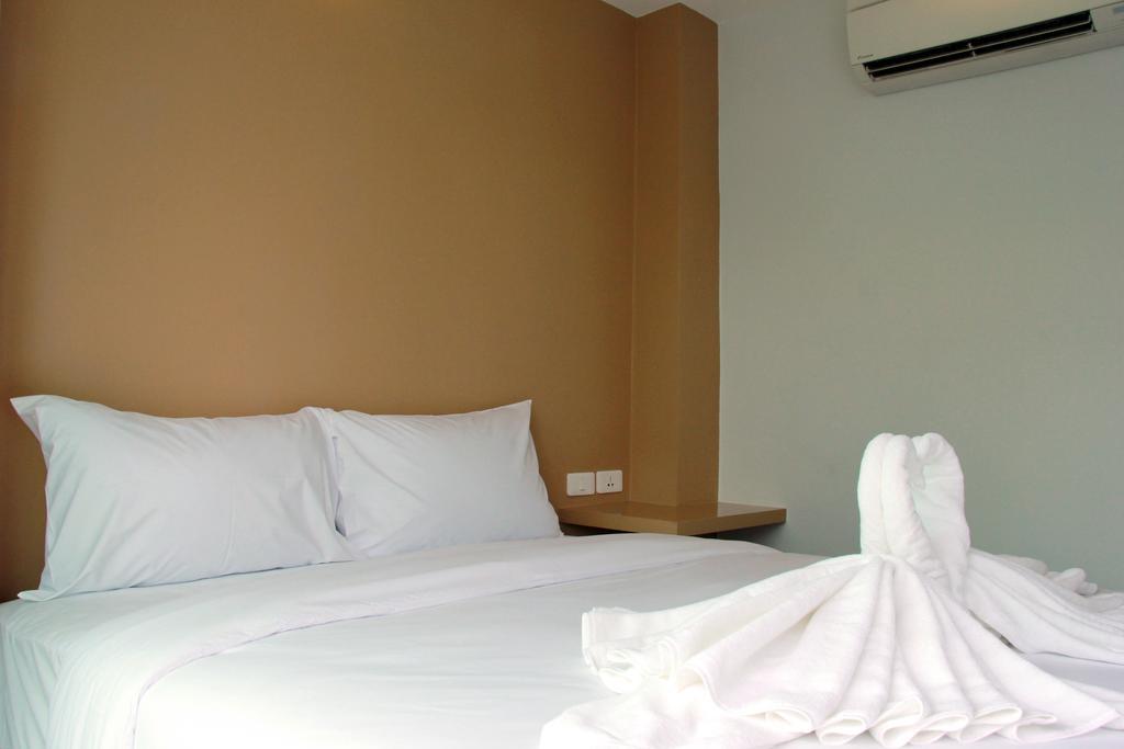 Standard Double Room,113334081:JPEG