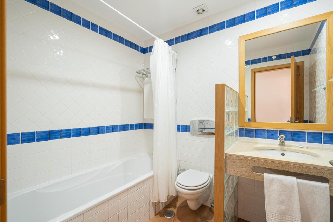 Superior Two-Bedroom Apartment Terrace