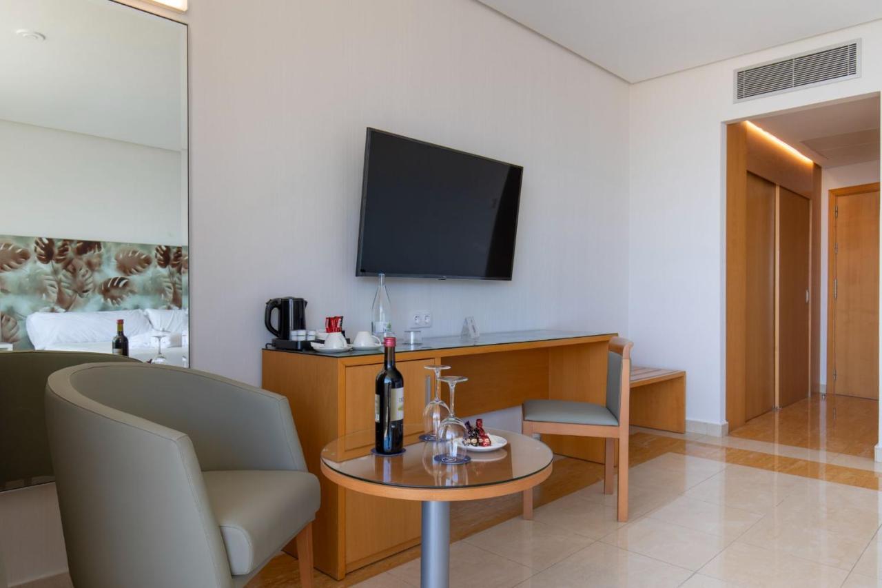 Premium Room (3 Adults),1207766848:JPEG