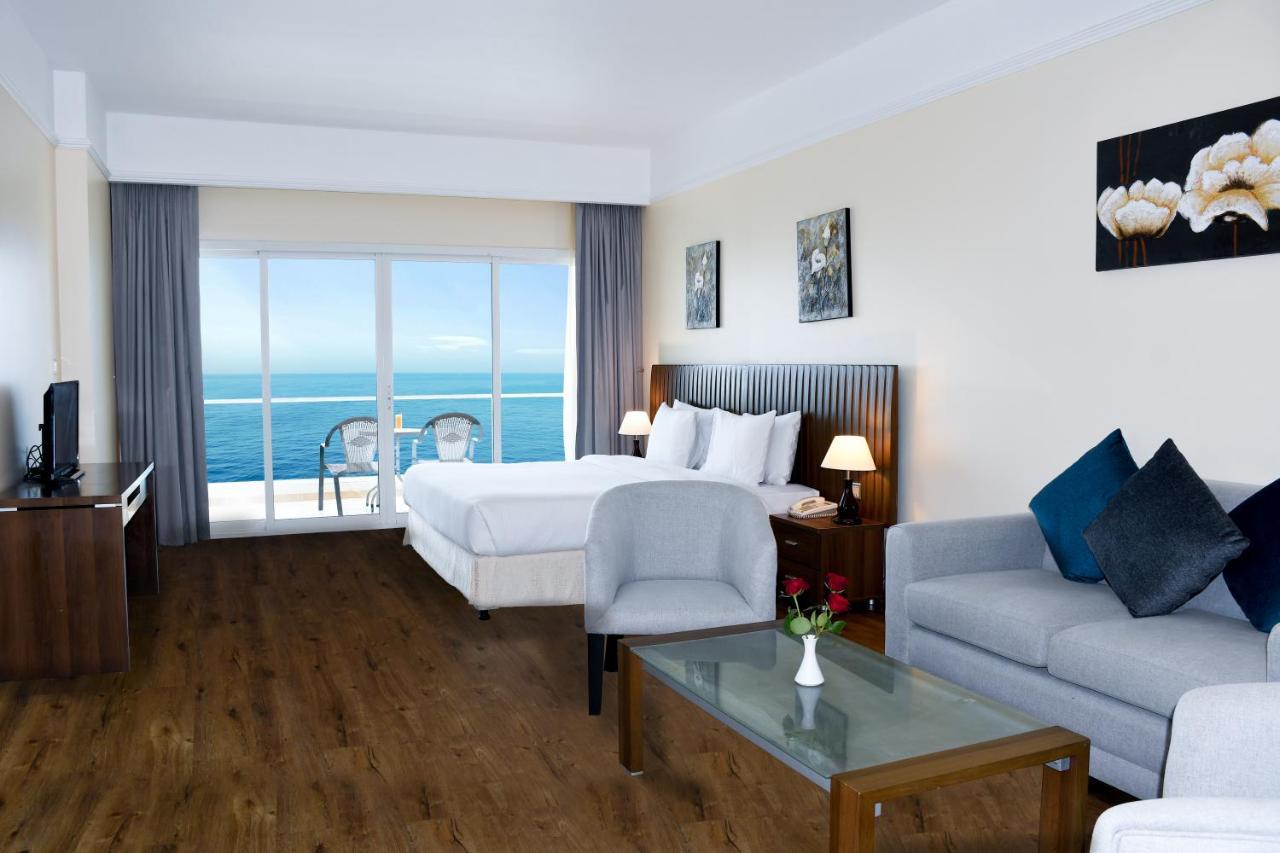 Deluxe Room Sea View Twin Bed Smoking