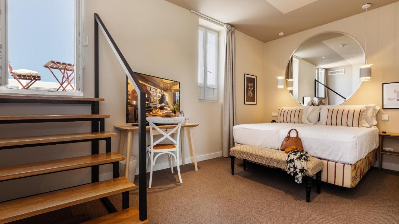 Superior Double or Twin Room,1137158236:JPEG