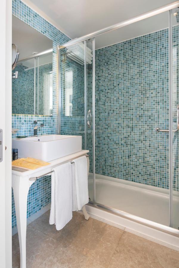 Standard Double or Twin Room Land View
