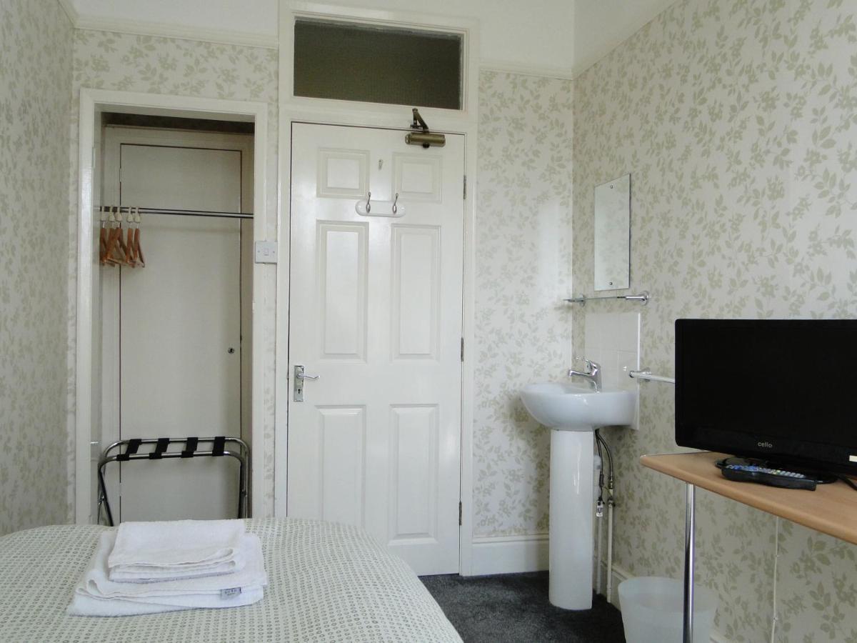 Economy Single Room