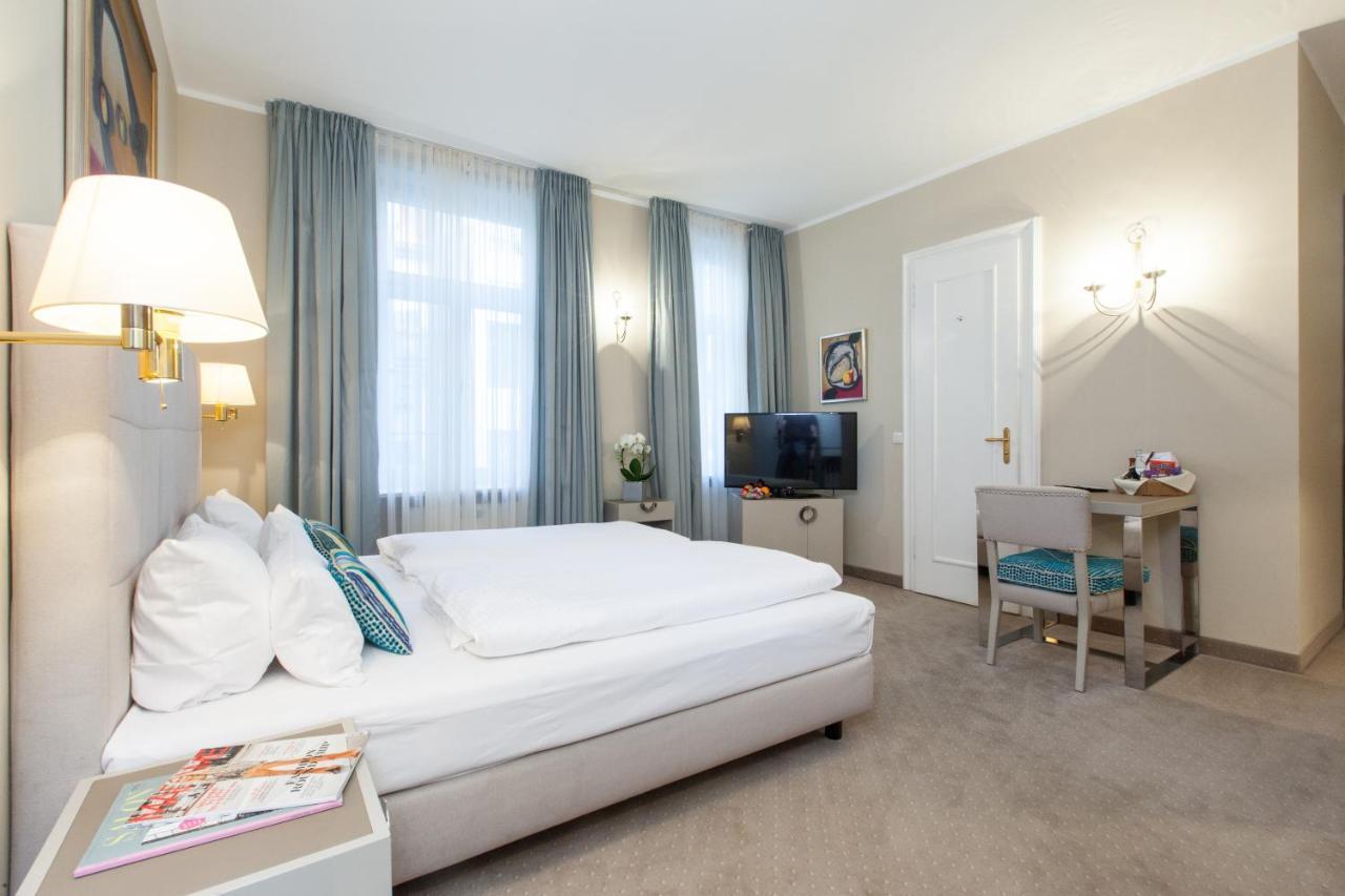 Double Room Courtyard
