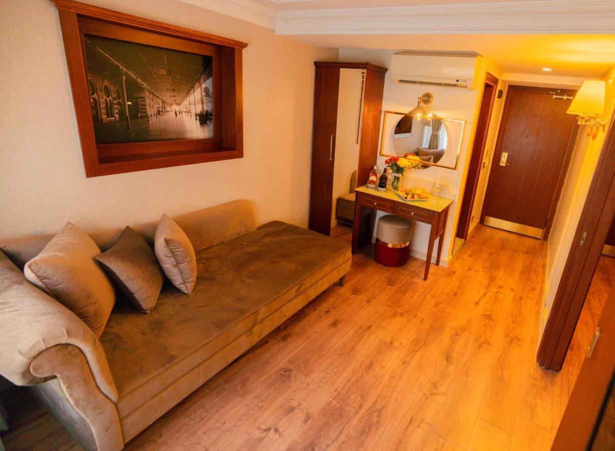Superior Family Room