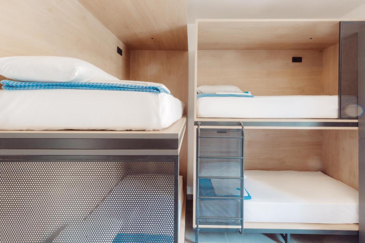 Bed in 6-Bed Female Dormitory Room,1136483263:JPEG