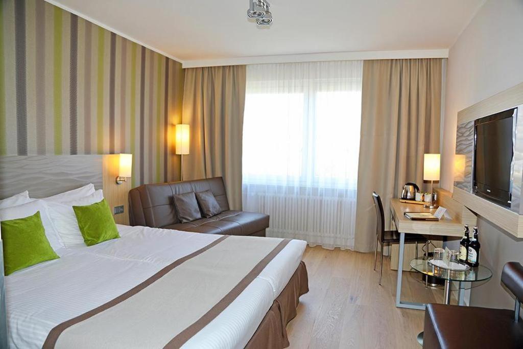 Superior Double Room UVC-Filter Air Condition