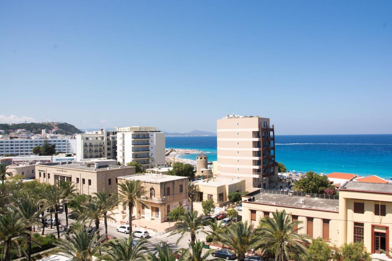 Double or Twin Room Sea View