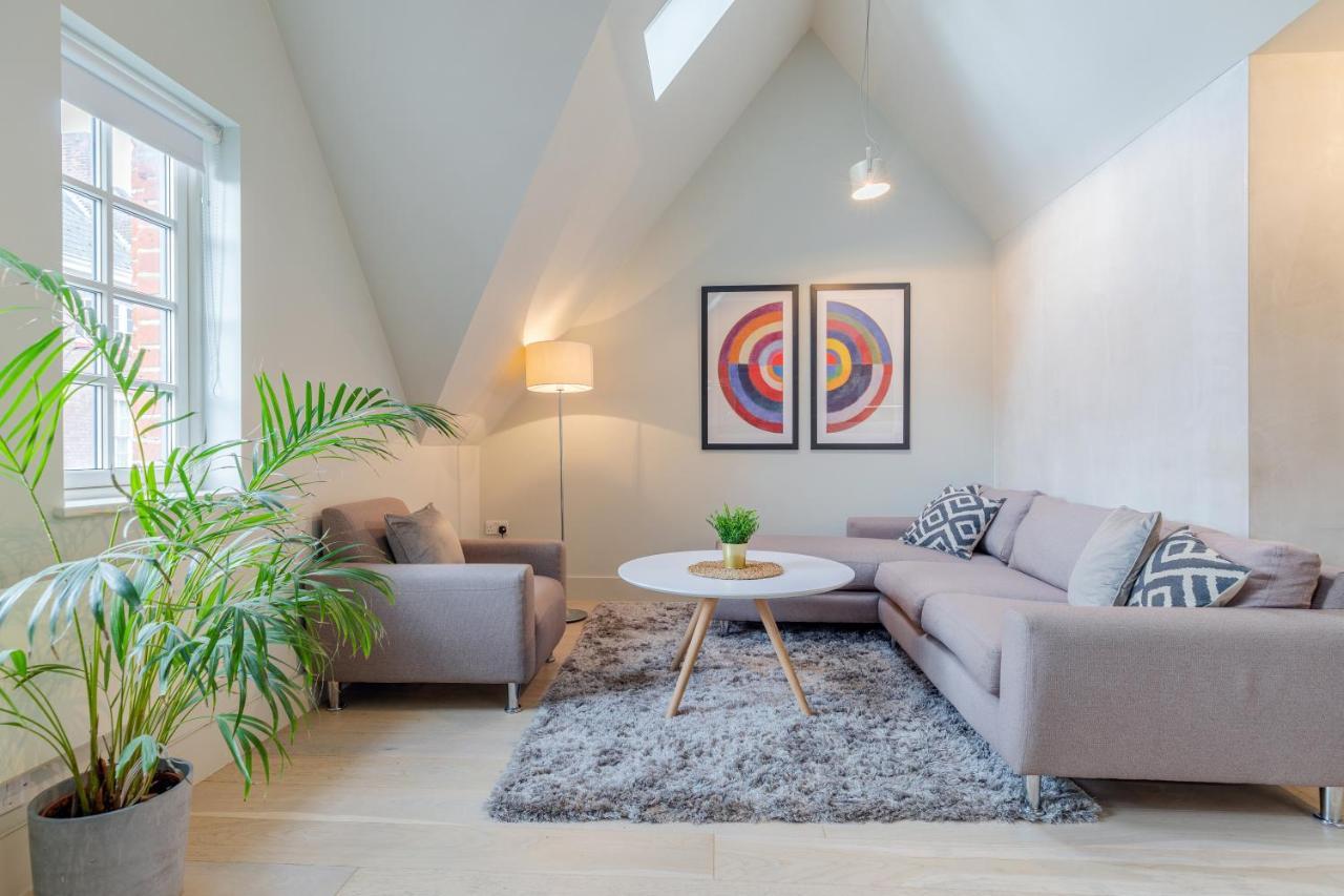 Superior Apartment